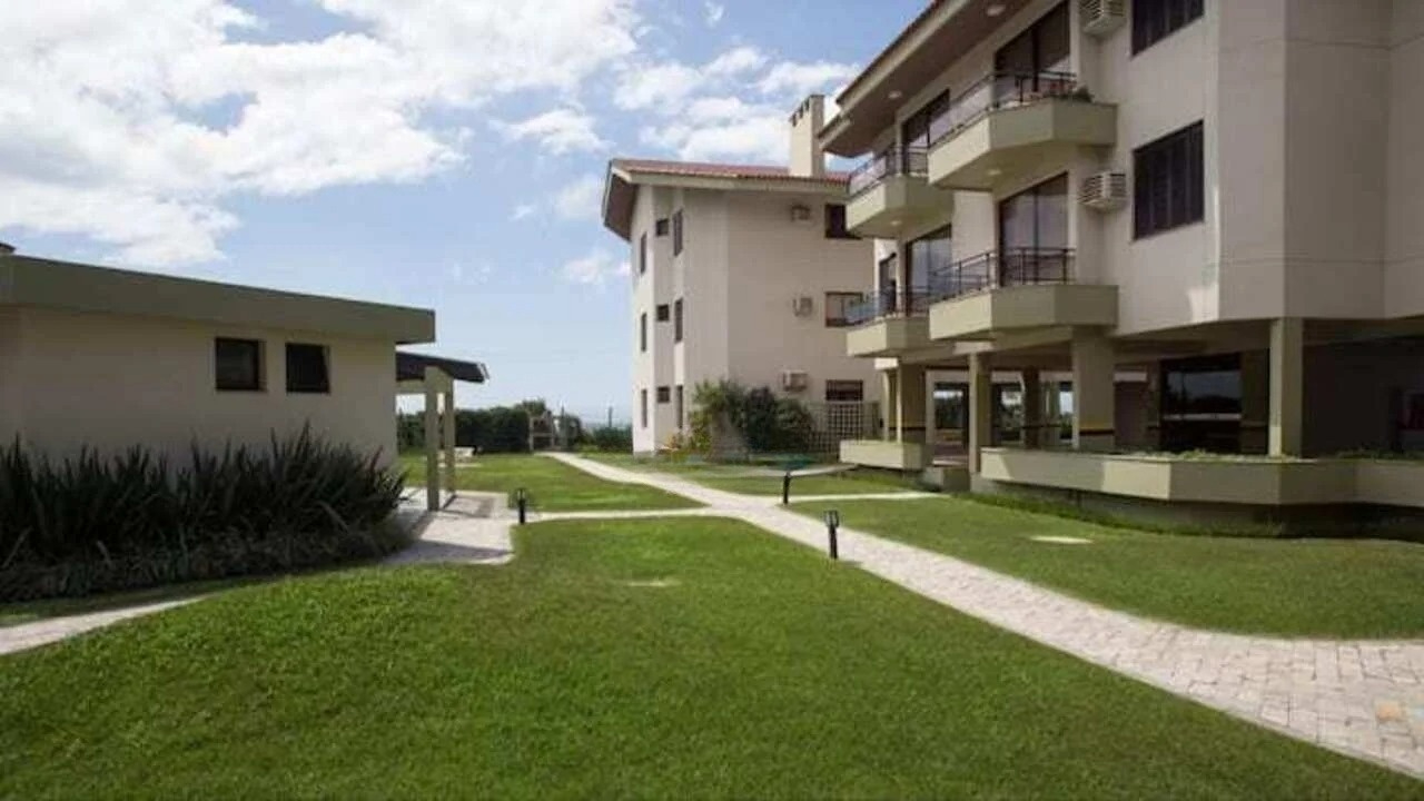 Detalhe das camas de solteiro