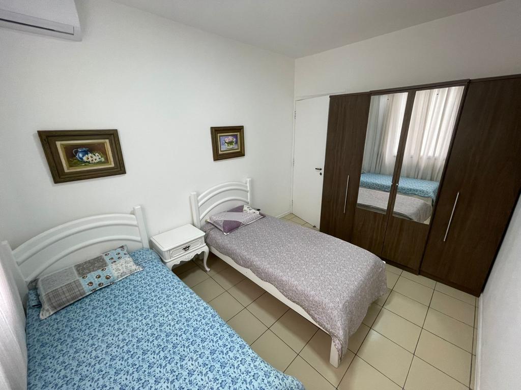 Detalhe do guarda-roupa