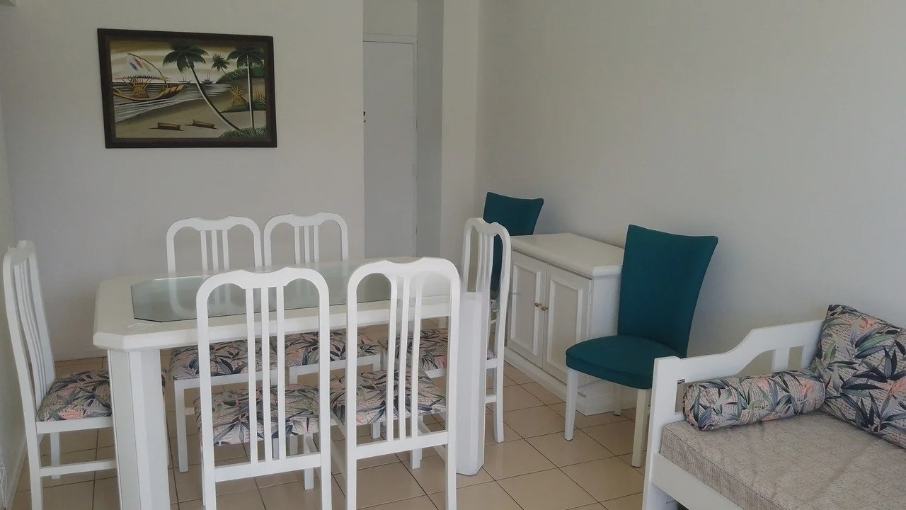 Mesa de jantar para 4 pessoas